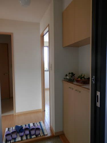 シャーメゾン本郷 玄関