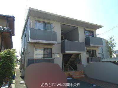 シャーメゾン金子 201号室 外観