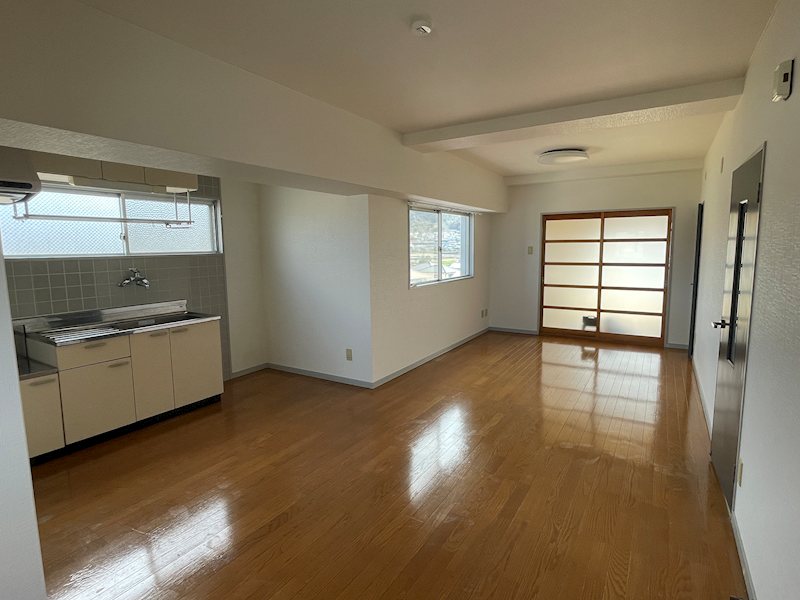 渡部ビル リビング