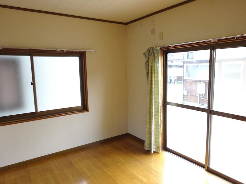 乃万貸家（2階建） リビング