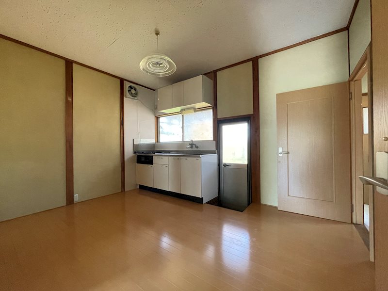 北内町2丁目1-37貸家 リビング