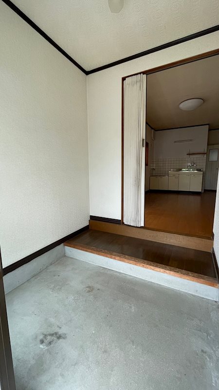 小野貸家(七宝台) 玄関