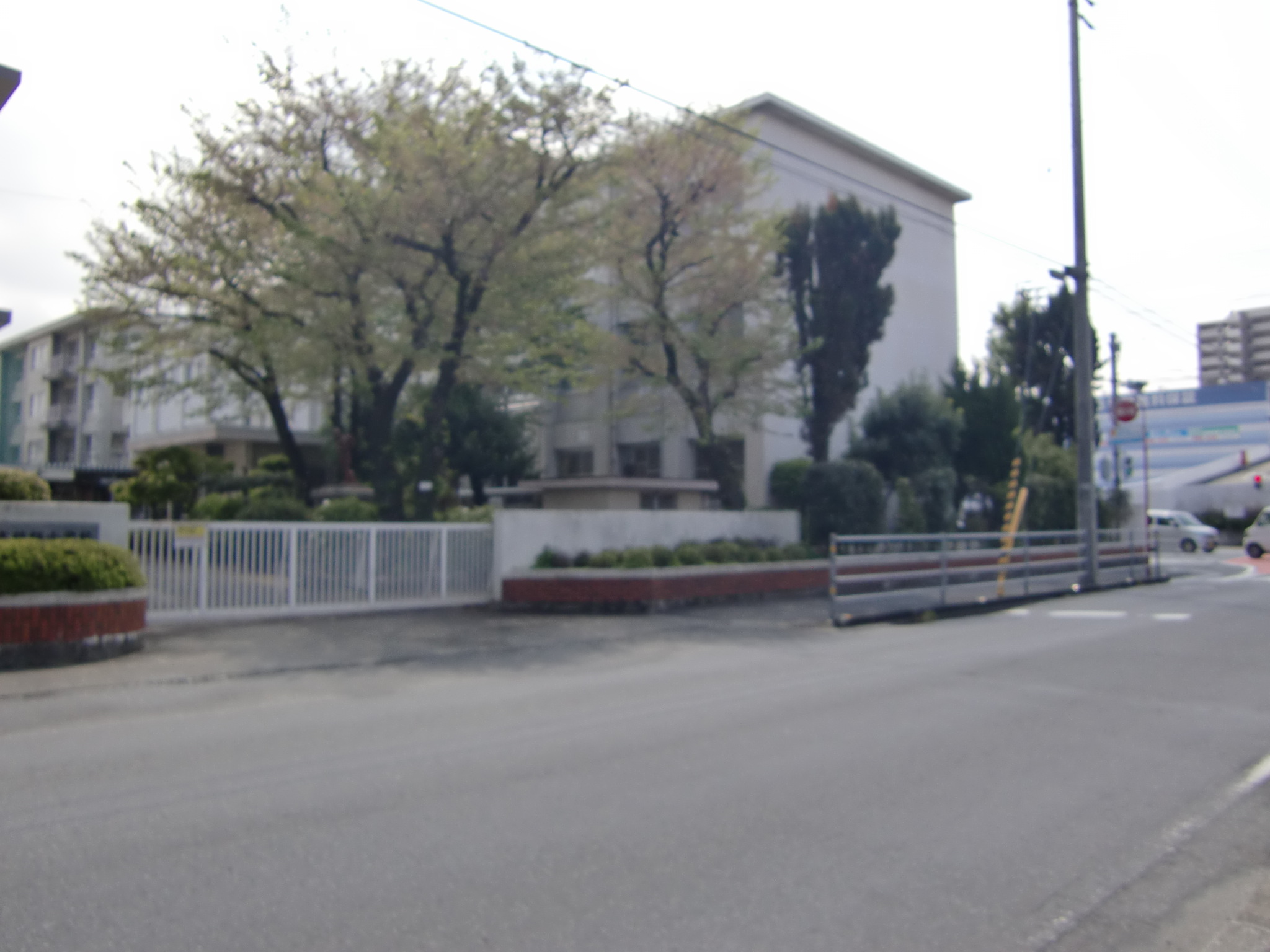 西岡ビル（春日町） 周辺画像4