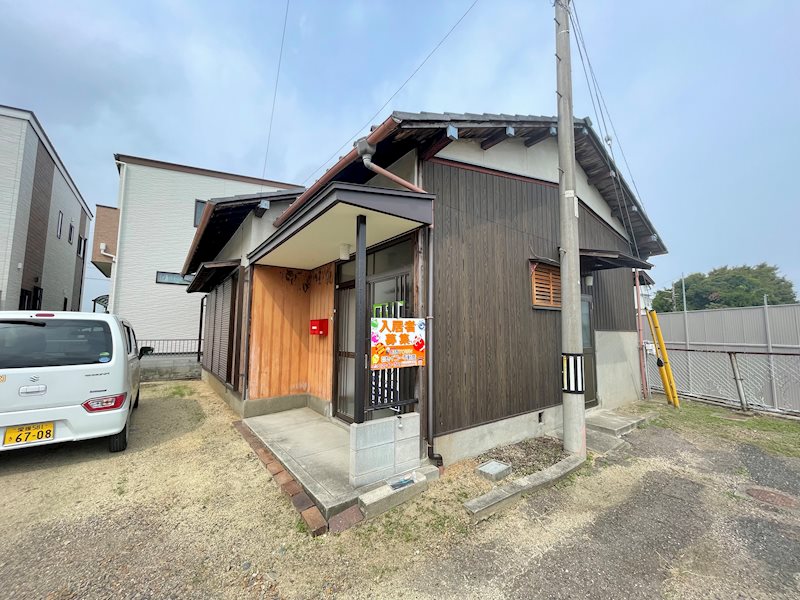 庄内町　秋山貸家 外観