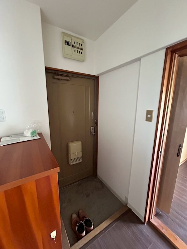 鈴木マンション 玄関