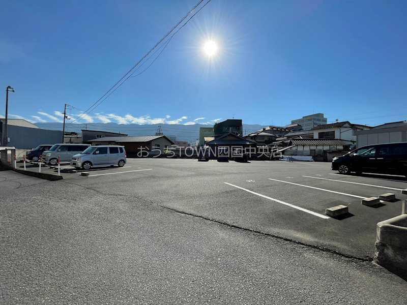 三島宮川貸駐車場 17号室 外観