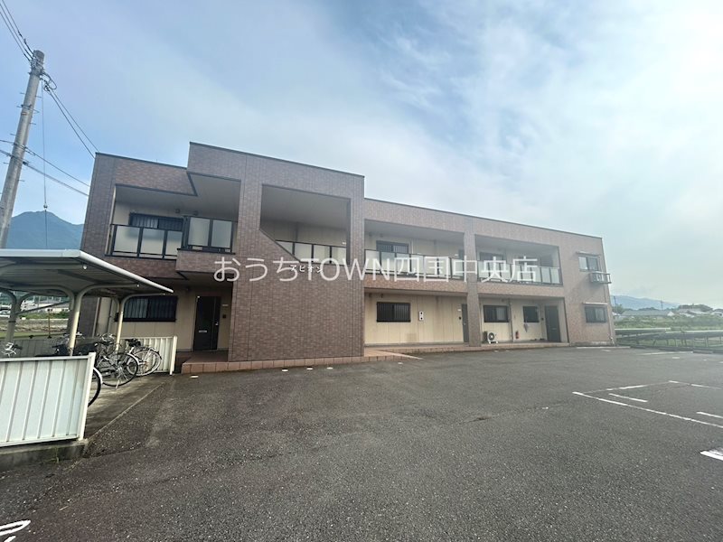 アピオン 102号室 外観