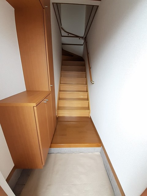 グレイスフル庄内　Ａ 玄関