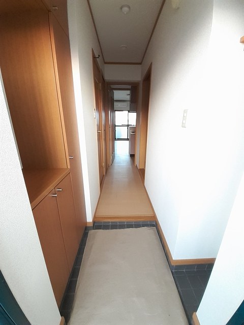 スカイルシパー 玄関