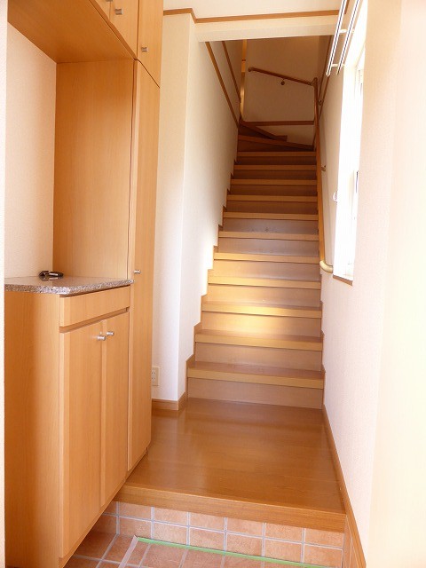 アルバ・田の上　Ａ 玄関