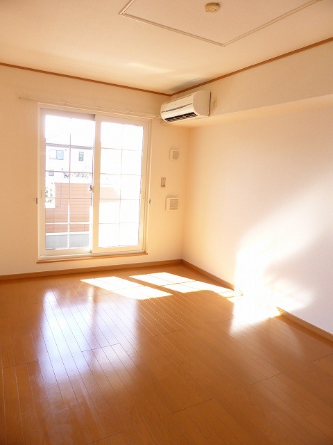 アルバ・田の上　Ａ リビング