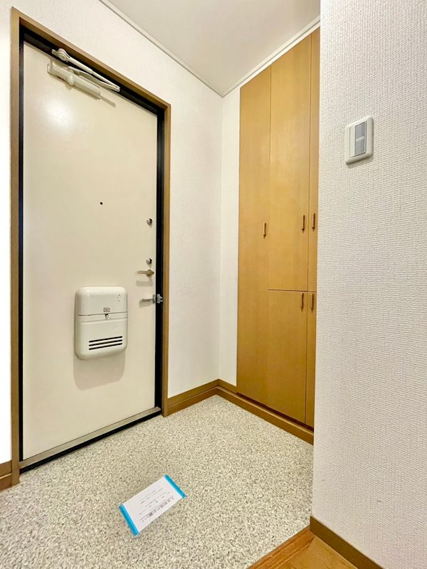 国領ハイツ　B棟 玄関