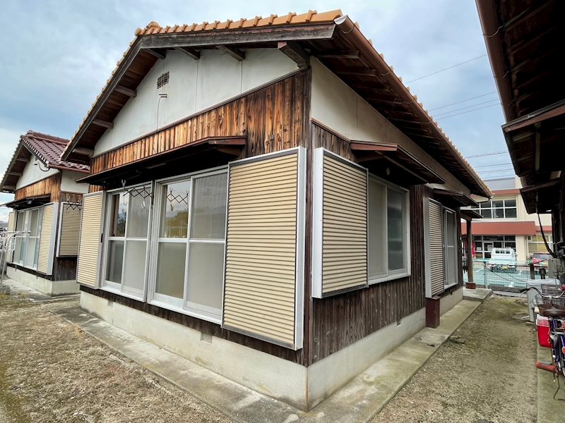 郷3丁目8-12貸家 外観