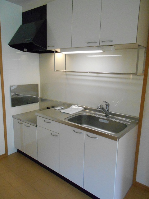 グラン・すずかぜの丘Ｂ キッチン