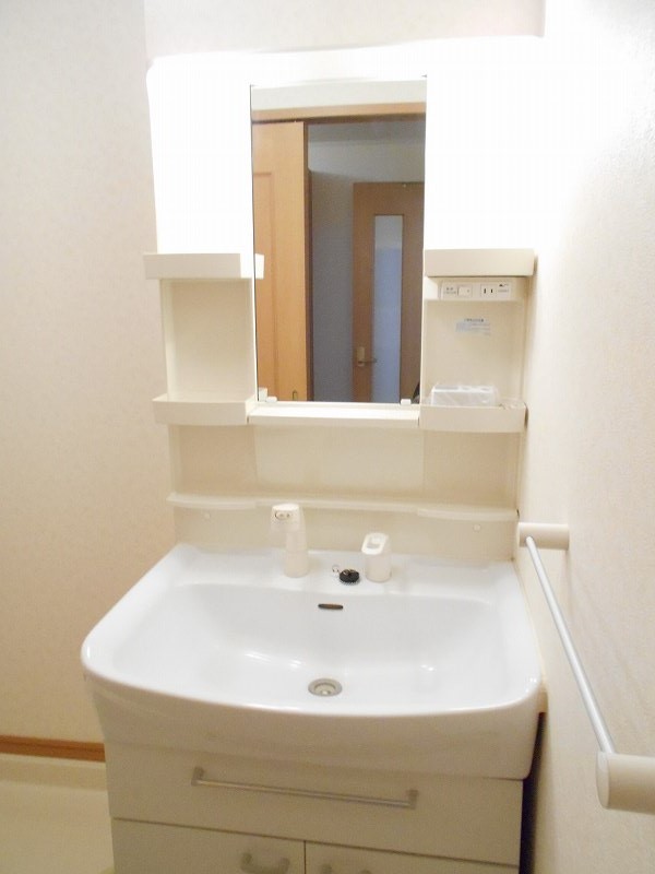 アヴァン・フォンテーヌＣ その他2