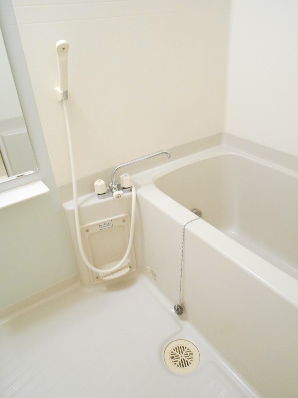 アヴァン・フォンテーヌＣ 風呂画像