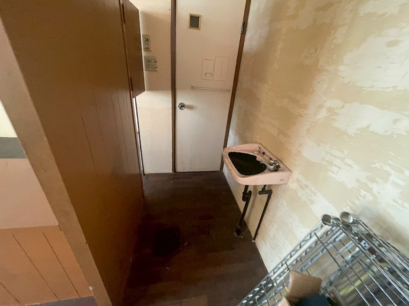 岡山ビル　テナント ベランダ