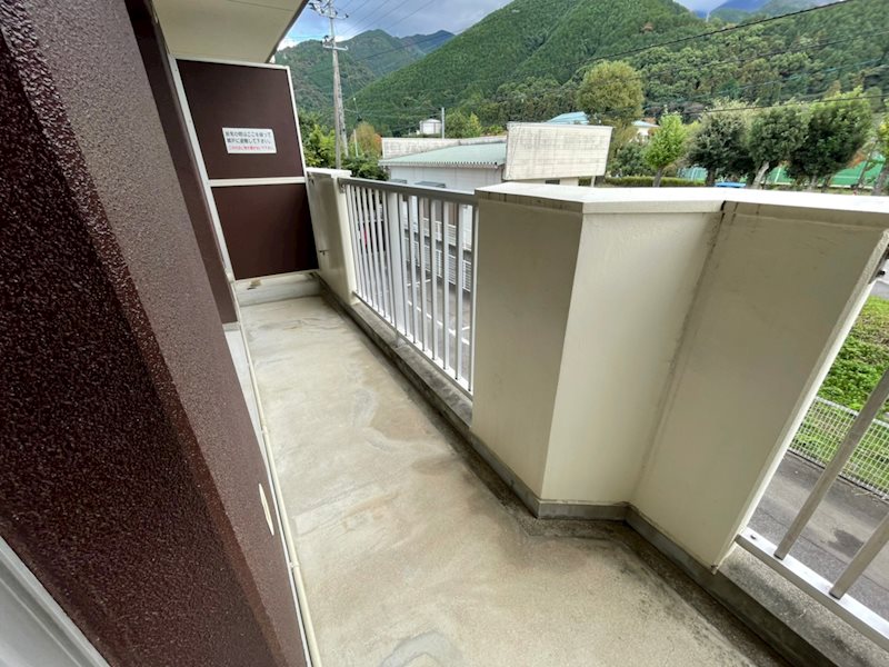 アーバンコート山根 ベランダ