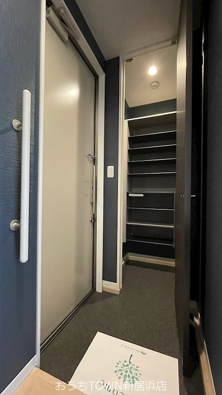 ルミナスコート 玄関