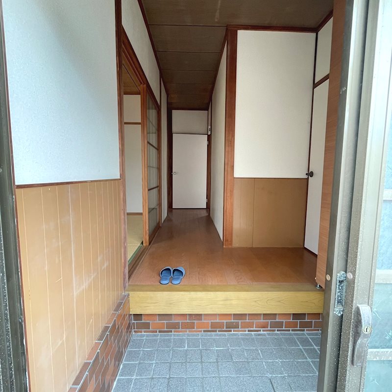 針田町一戸建て 玄関