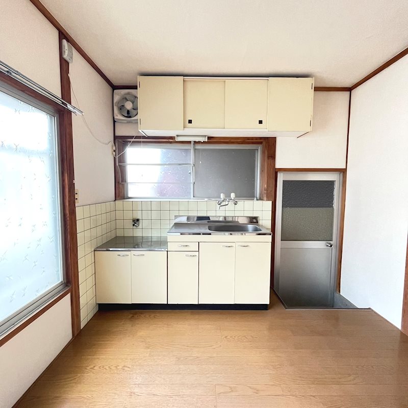 針田町一戸建て キッチン