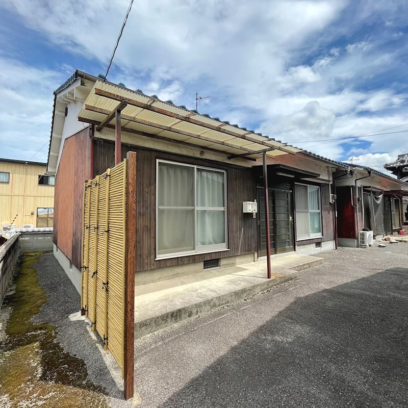 針田町一戸建て ベランダ