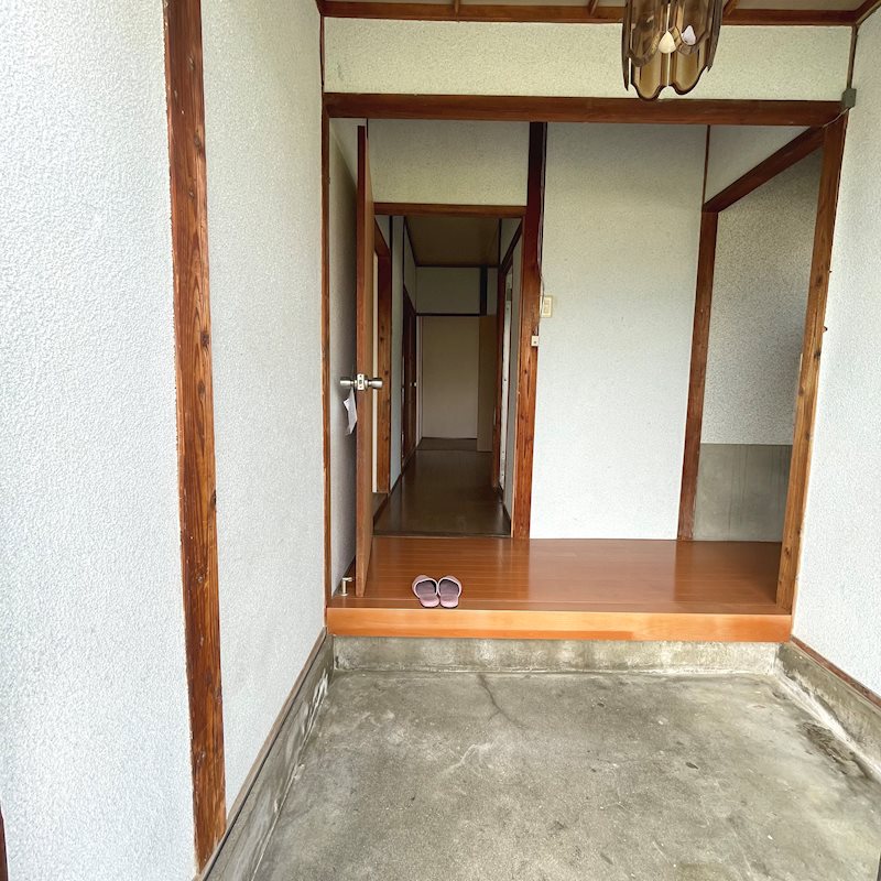 山本MY貸家（平屋）  玄関