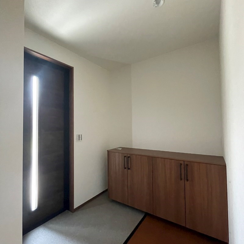 セルダム北斎院  玄関