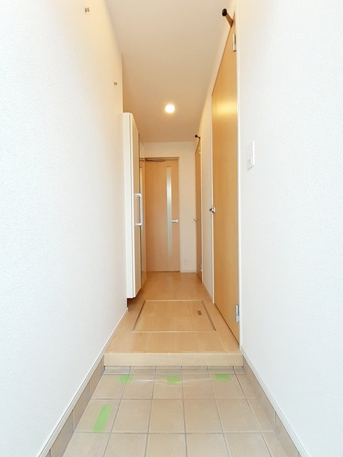 村上ハイツ 玄関