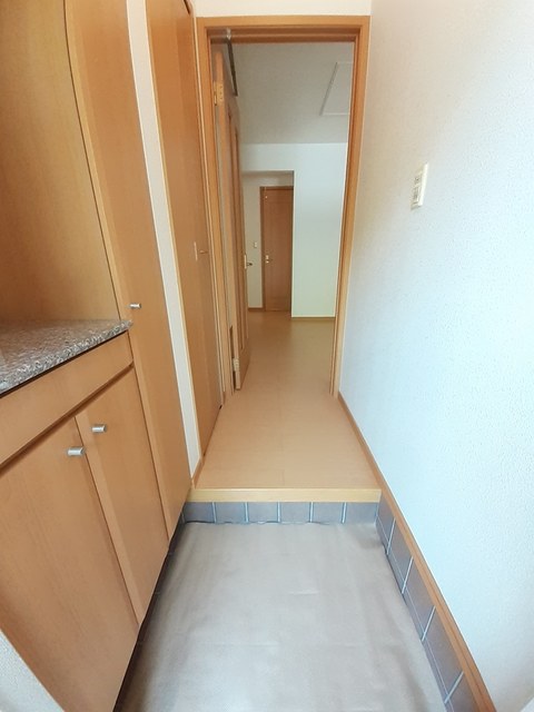 グラン・すずかぜの丘Ａ 玄関