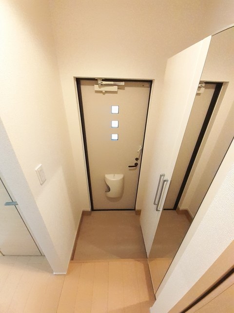 シュウ・レミングＣ 玄関
