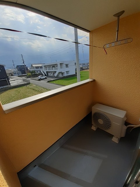 ミニョン　ノンブリル川之江Ａ ベランダ