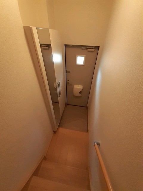 シームリー　Ａ 玄関