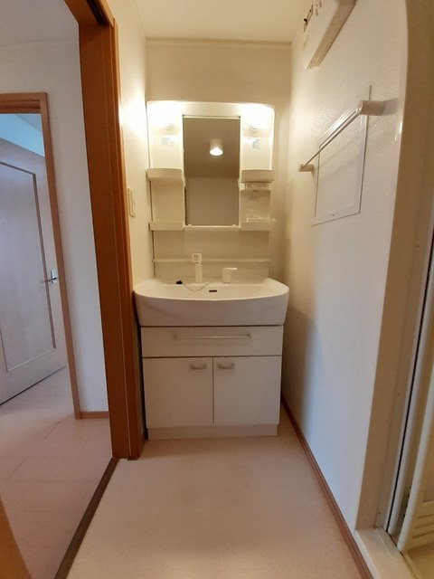 リラ その他2