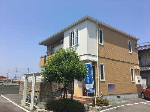 シャーメゾンB’シャモンテ 201号室 外観