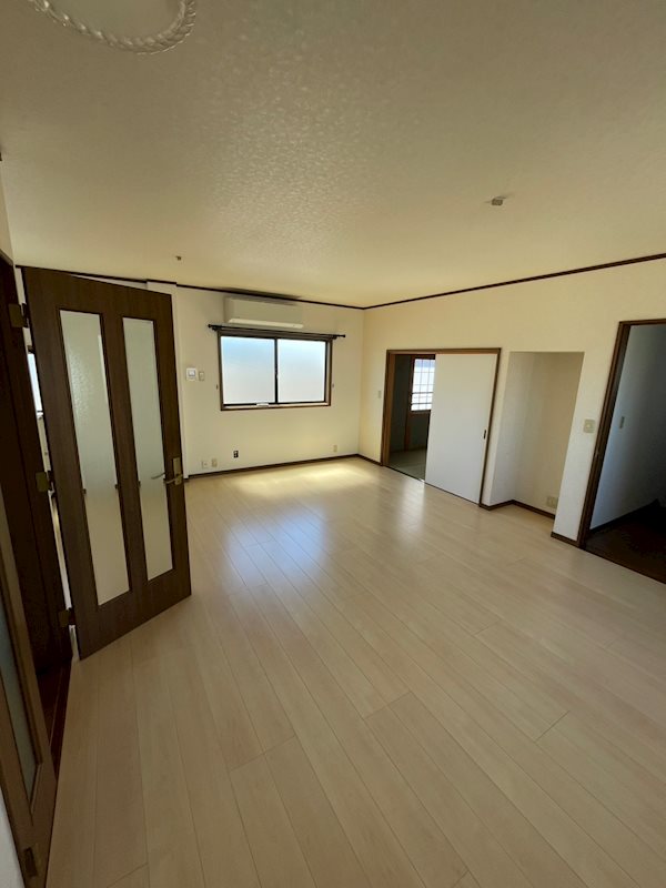 松本貸家 リビング