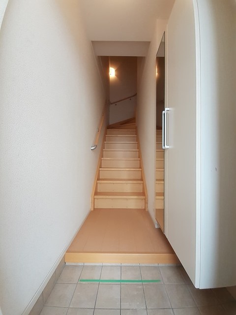 ミルト近見　Ⅰ 玄関