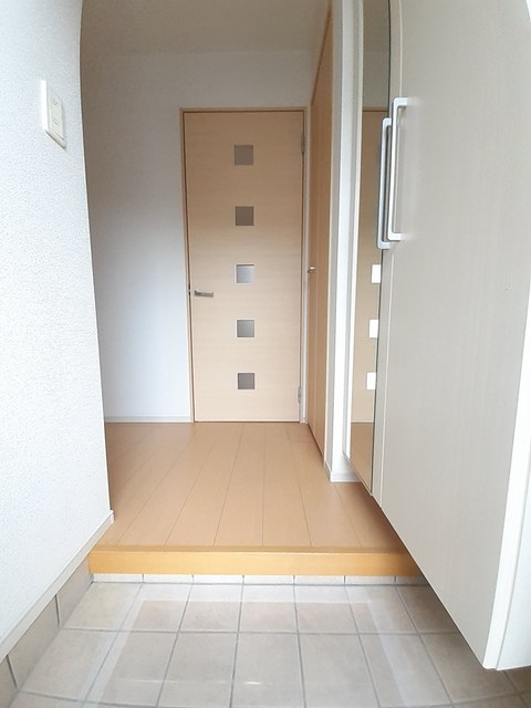 メリー　カレント 玄関