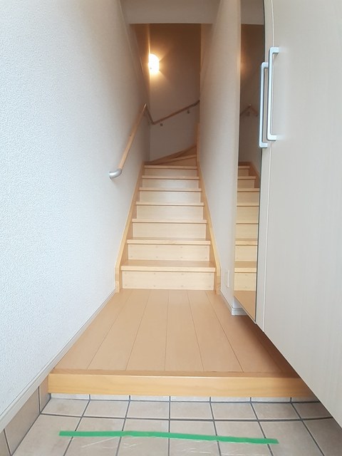 ビルゴ・プラシード 玄関