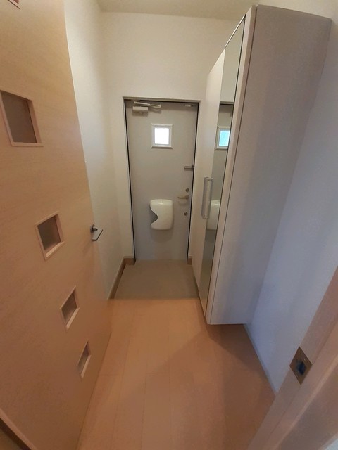 ラ　ルーチェ　Ｃ 玄関