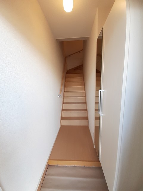風花通り　南館 玄関