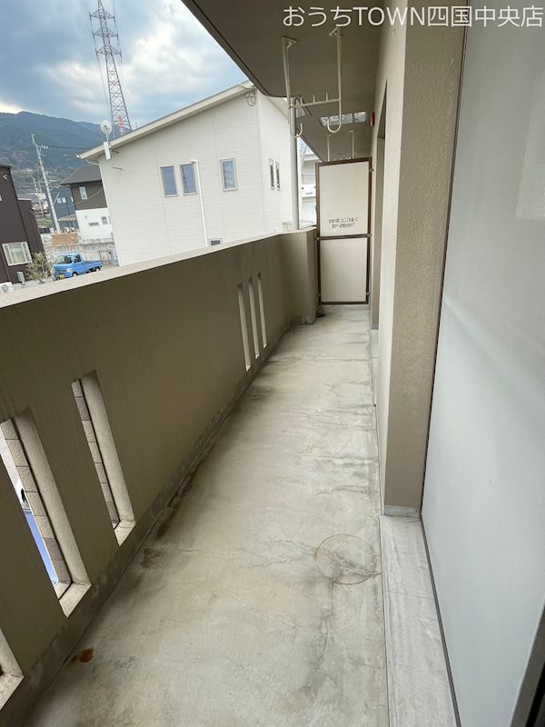 ユーミーノムラ ベランダ