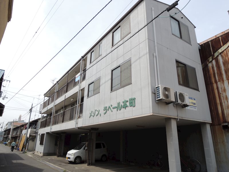 メゾンラベール本町 301号室 外観