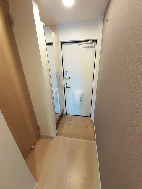 サンリット峰 玄関