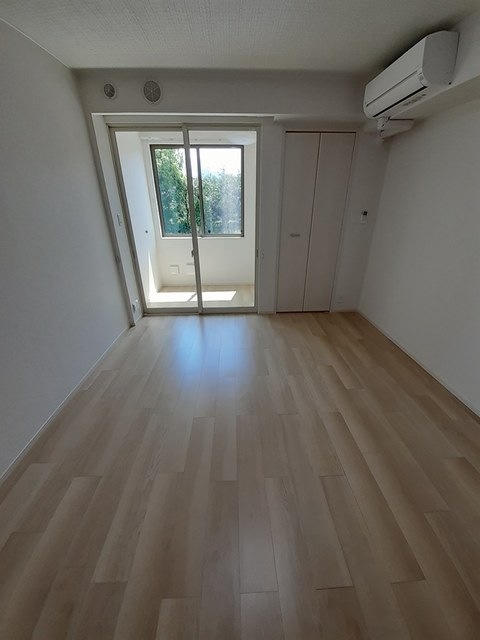 サンリット峰 リビング