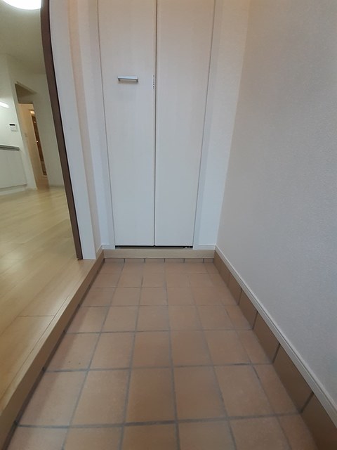 アルペンローゼ 玄関