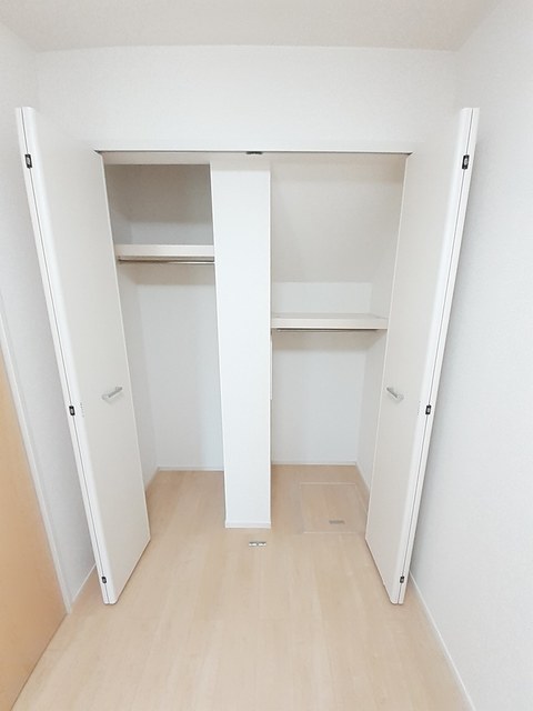 ミニョン　ノンブリル川之江Ｂ その他3