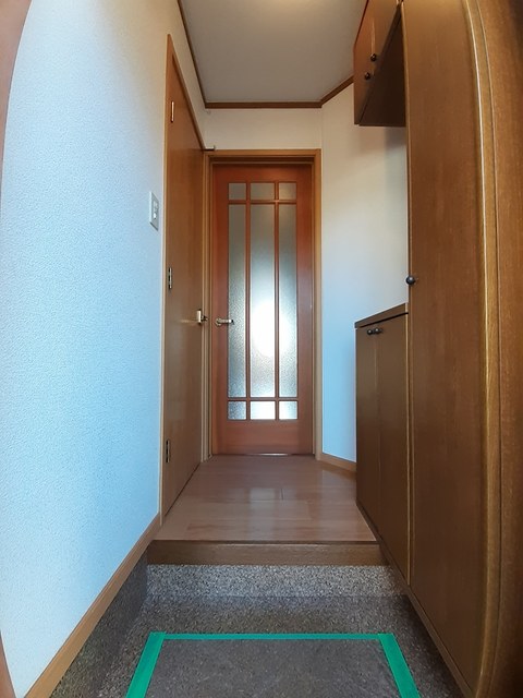 グランディール愛光Ｃ 玄関