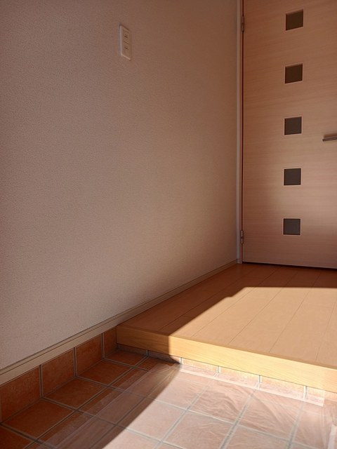 アイローサＢ 玄関