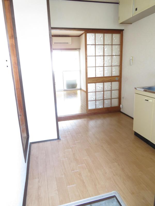 コーポ斉院 玄関